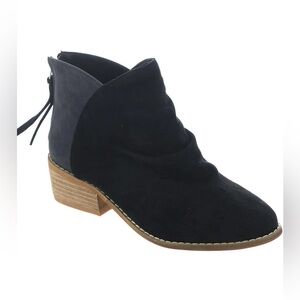 Black Ankle Boots with Western Silhouette and Stacked Heel